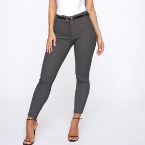Stretchy belted pants office NWT